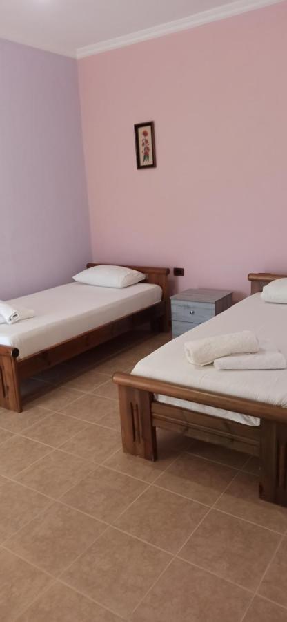 Villa Family Bitri Piqeras Kültér fotó