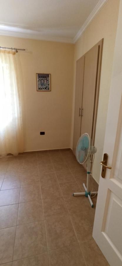 Villa Family Bitri Piqeras Kültér fotó